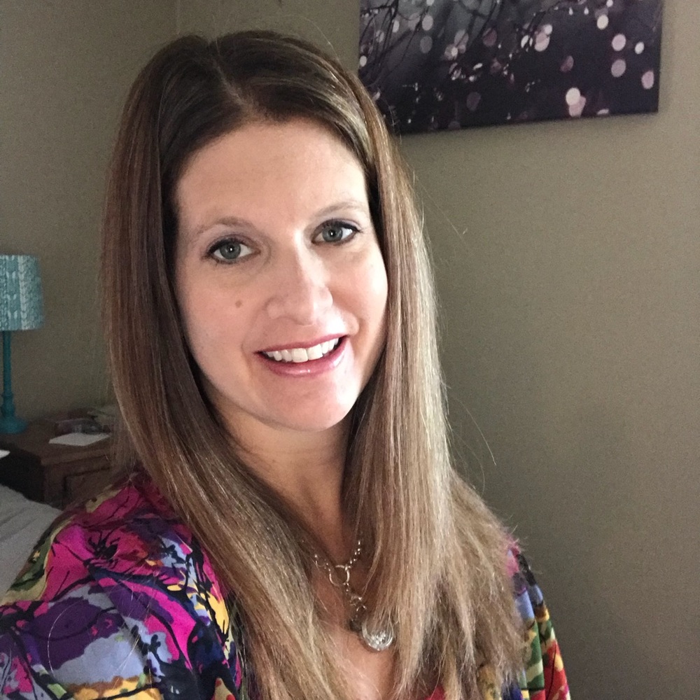 Meet your Posher, Shana